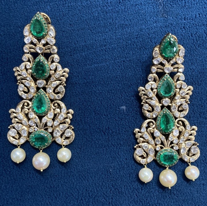 Arunbhai Maneklal Jhaveri & Sons
